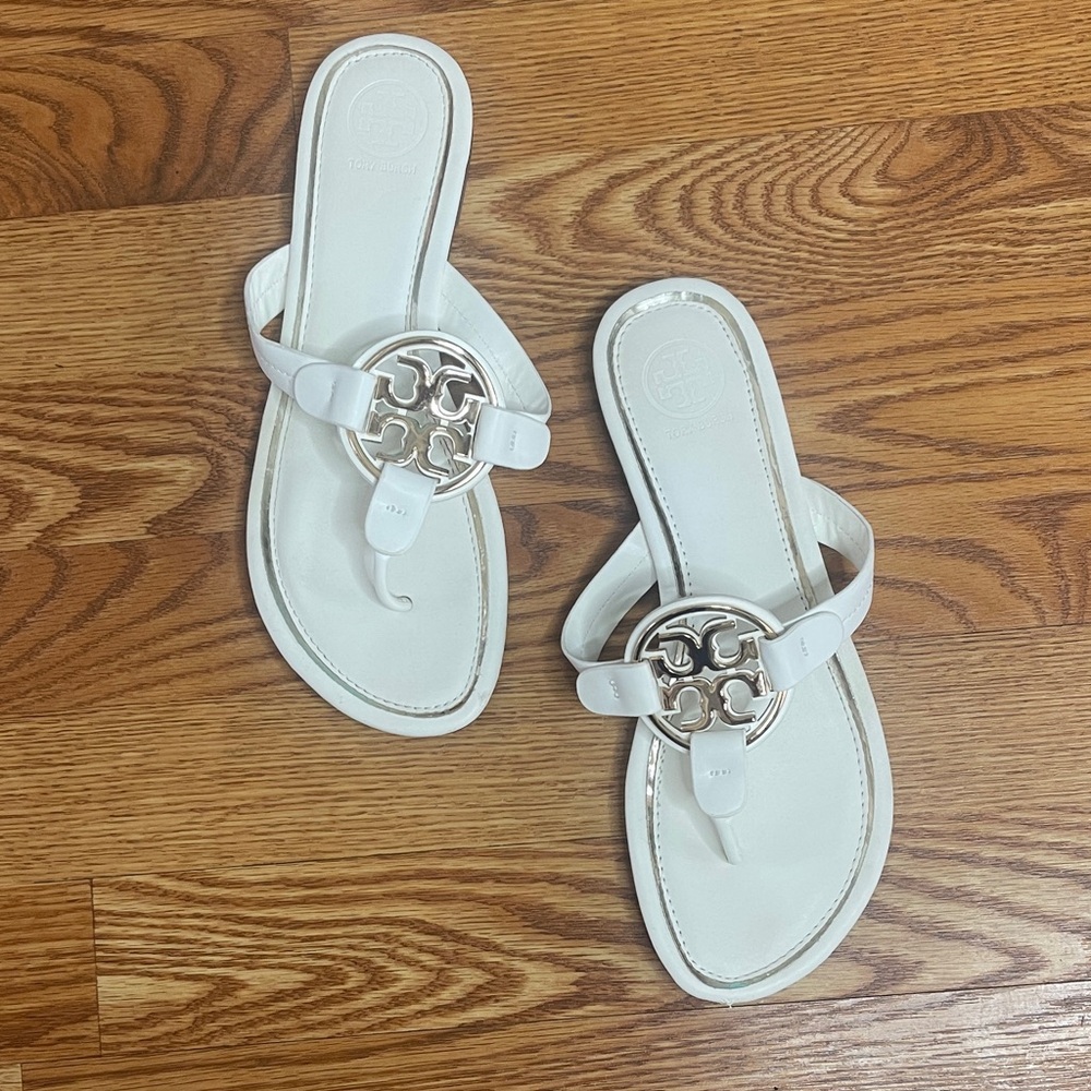 Tory Burch White Sandals with Silver Accent